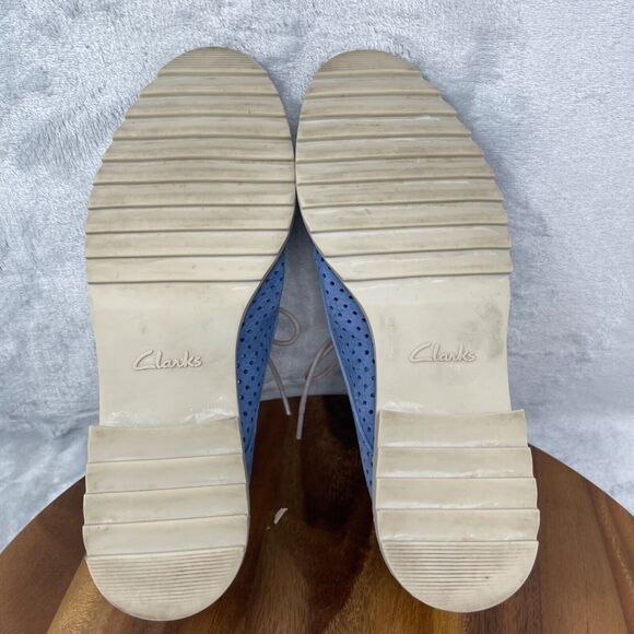 Clarks Somerset Oxford Womens 9.5 M Baby Blue Perforated Leather Nubuck Shoes - Picture 14 of 16